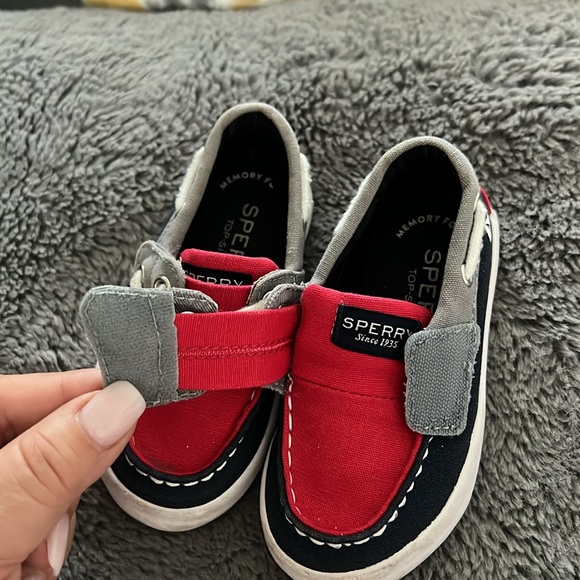 🧒SPERRY Shoes - Picture 5 of 6